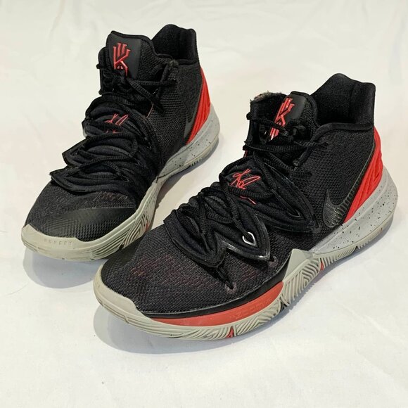 Nike Kyrie 5 Black Red Wolf Grey Basketball Shoes Men’s Size 8.5 AO2918 - Picture 1 of 12